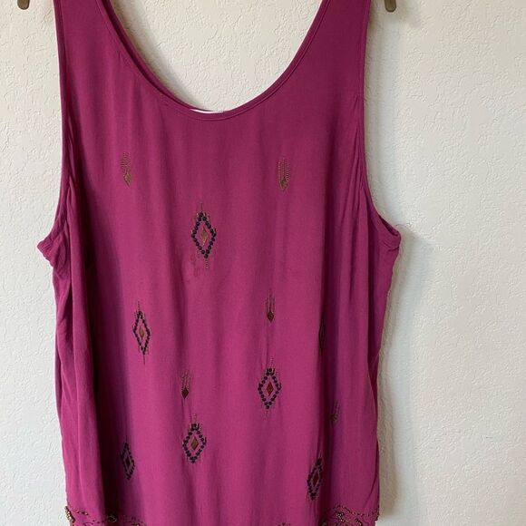 Maurices Sleeveless Tank - Picture 3 of 10